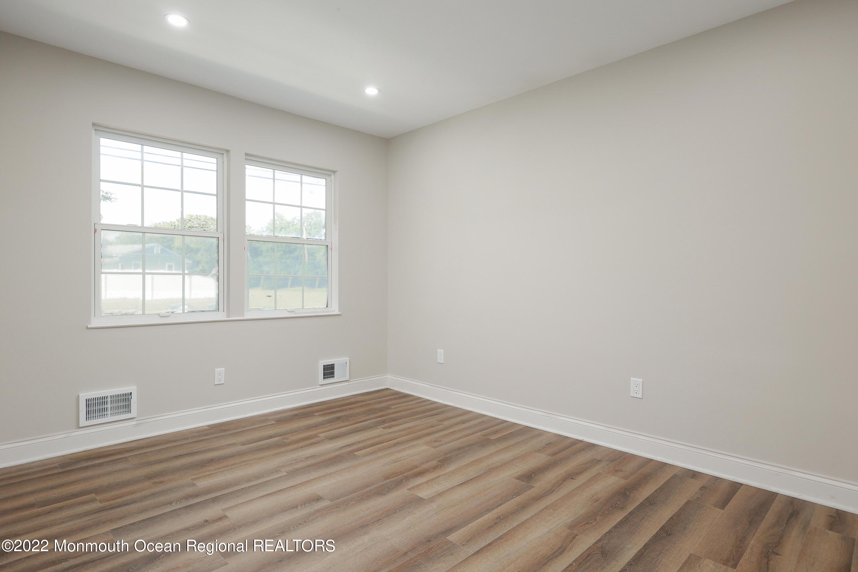3 Sunset Drive Howell, NJ 07731 - Photo 20 of 26 758A3093