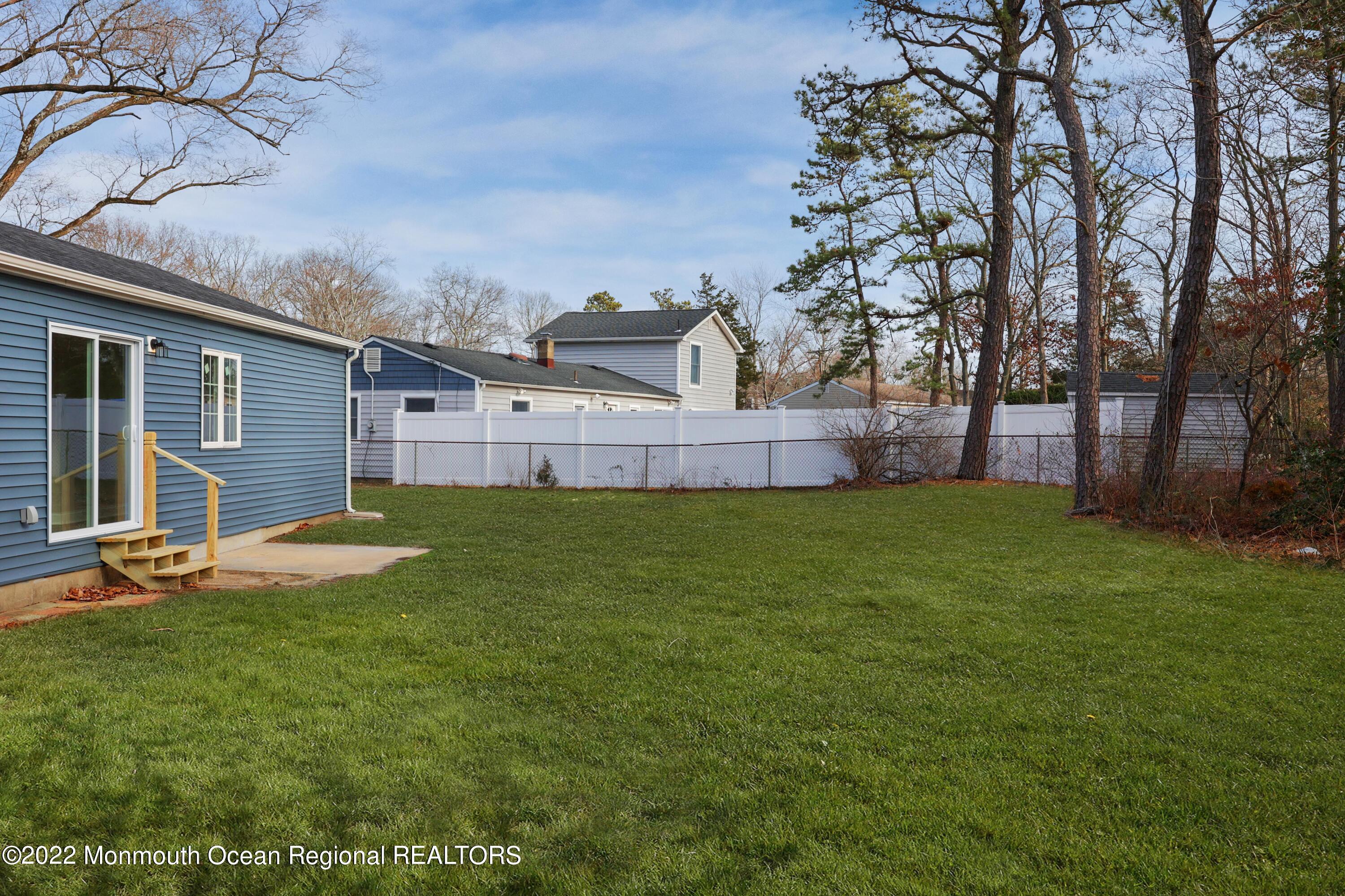 3 Sunset Drive Howell, NJ 07731 - Photo 25 of 26 758A1897_898_899_900_901 - 2