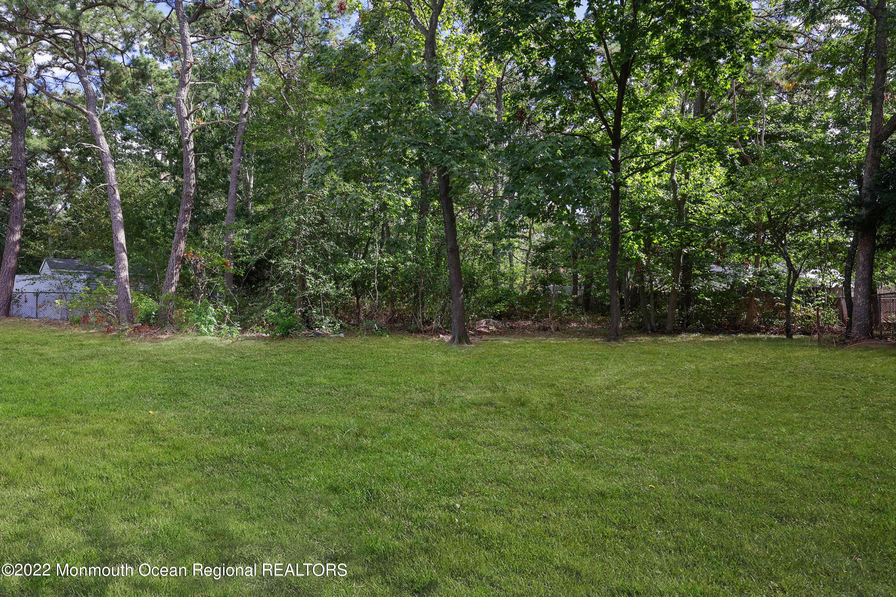 3 Sunset Drive Howell, NJ 07731 - Photo 26 of 26 758A2992_3_4_5