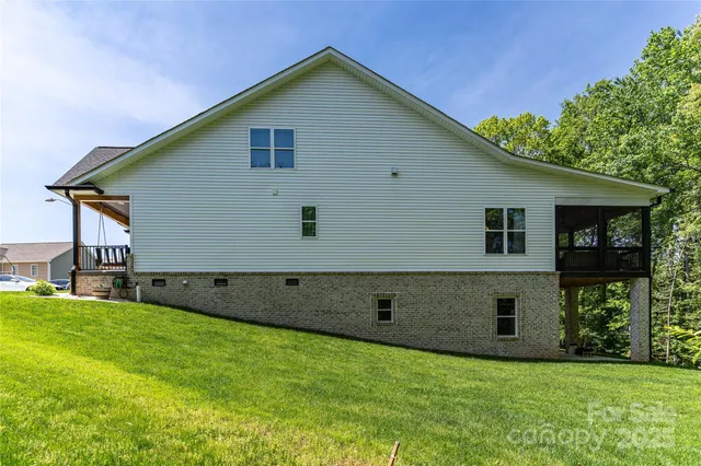 $675,000 | 602 Kames Court Northwest, Conover, NC 28613