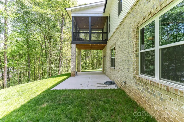 $675,000 | 602 Kames Court Northwest, Conover, NC 28613