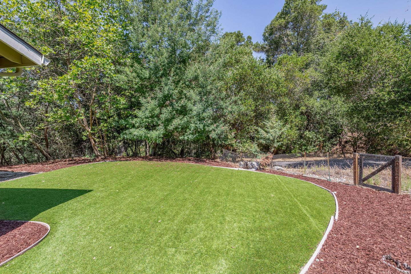 12882 Viscaino Road Los Altos Hills, CA 94022 - Photo 38 of 52