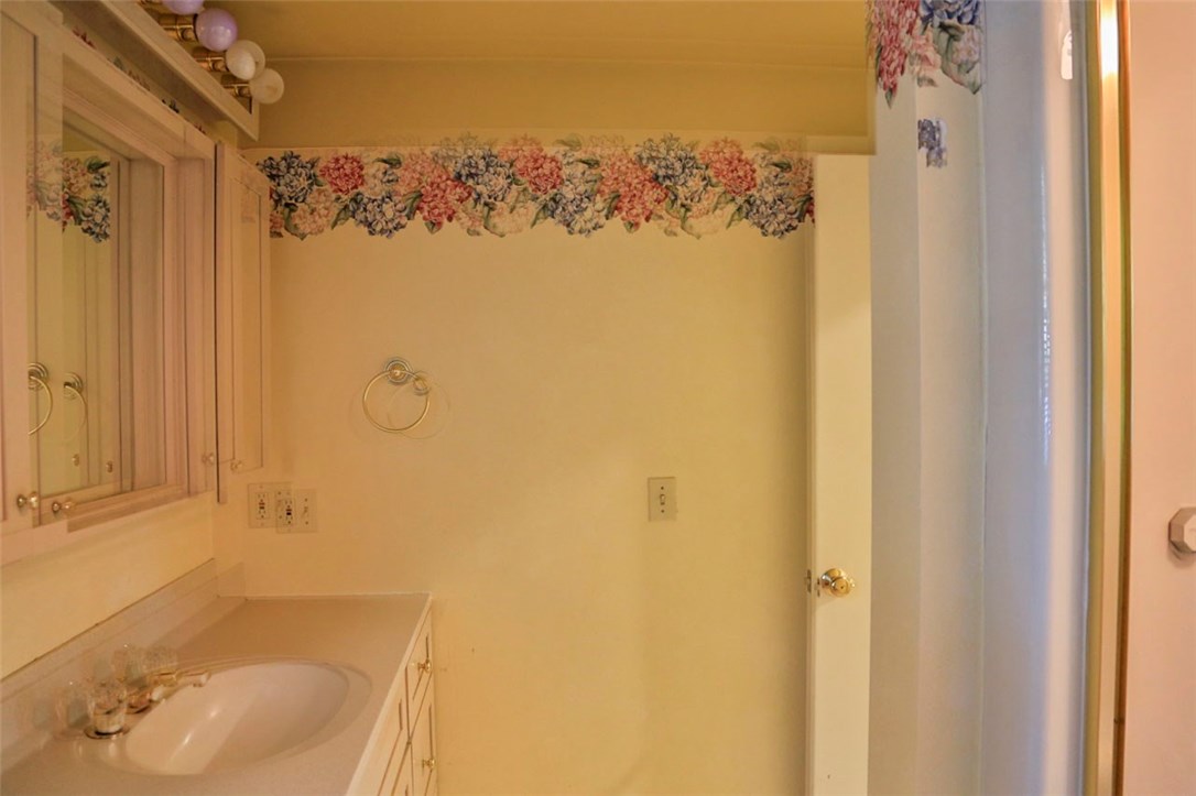 183 Old County Road Smithfield, RI 02917 - Photo 22 of 32 Gallery Image 22