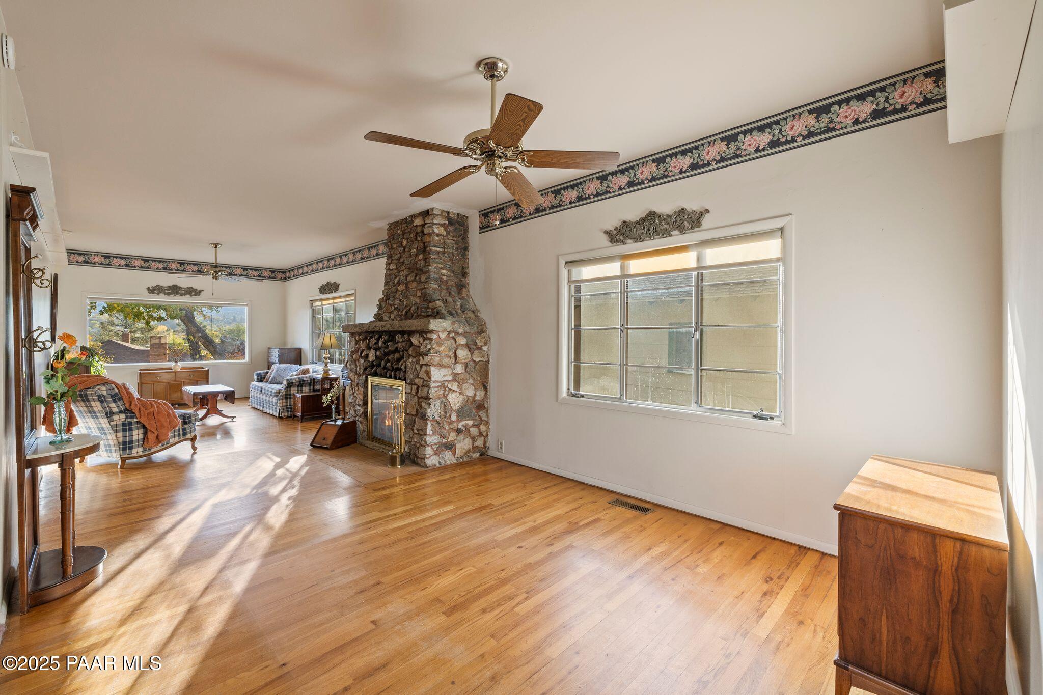 224 Congress Avenue Prescott, AZ 86303 - Photo 13 of 59 a view of a livingroom with furniture and a window