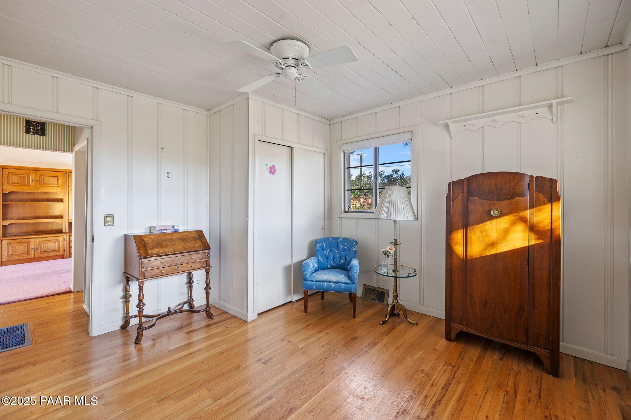 224 Congress Avenue Prescott, AZ 86303 - Photo 32 of 59 a view of a workspace with furniture and wooden floor