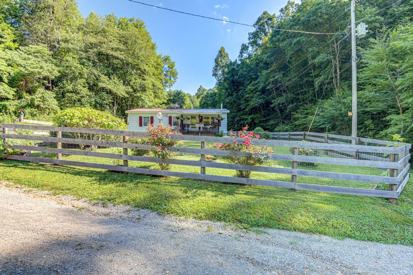 580 Possum Trot Road Kyles Ford, TN 37765 - Photo 51 of 56 kf17
