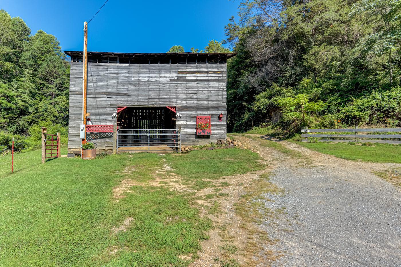 580 Possum Trot Road Kyles Ford, TN 37765 - Photo 53 of 56 kf19
