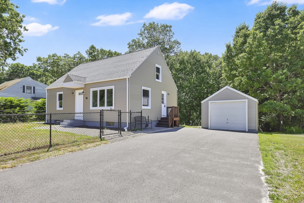 56 Glenwood Street Ludlow, MA 01056 - Photo 3 of 37