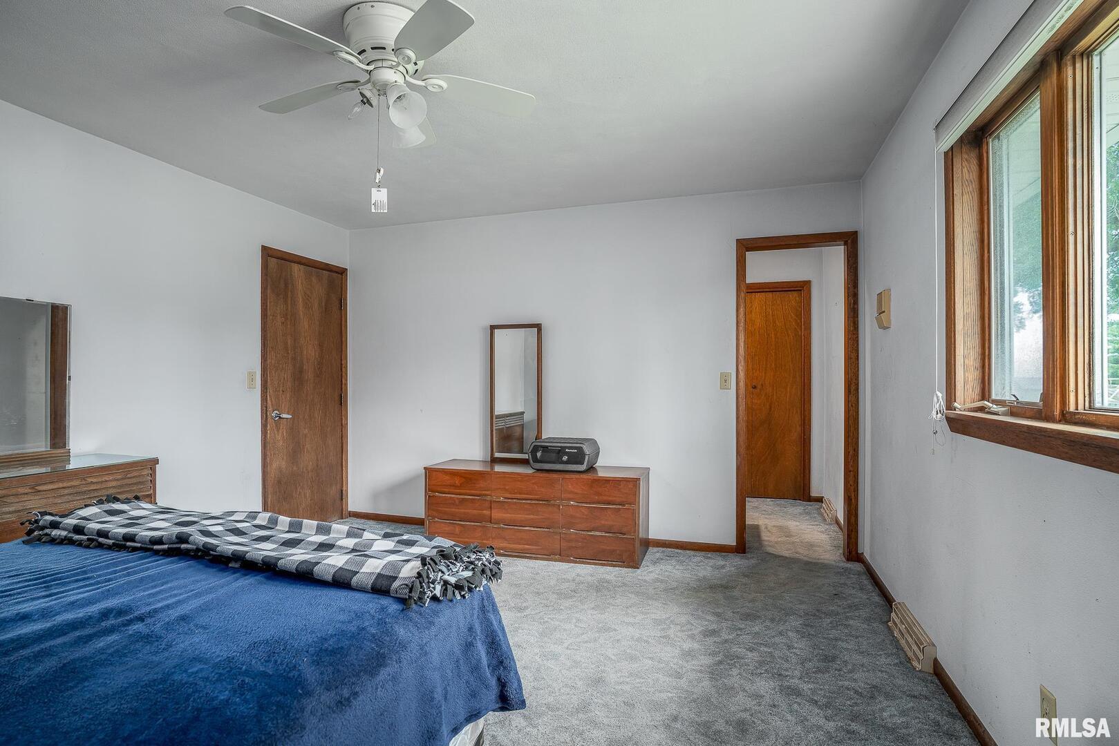 500 North 7th Avenue New Windsor, IL 61465 - Photo 14 of 31