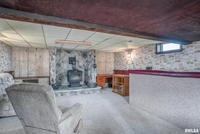 $260,000 | 500 North 7th Avenue, New Windsor, IL 61465