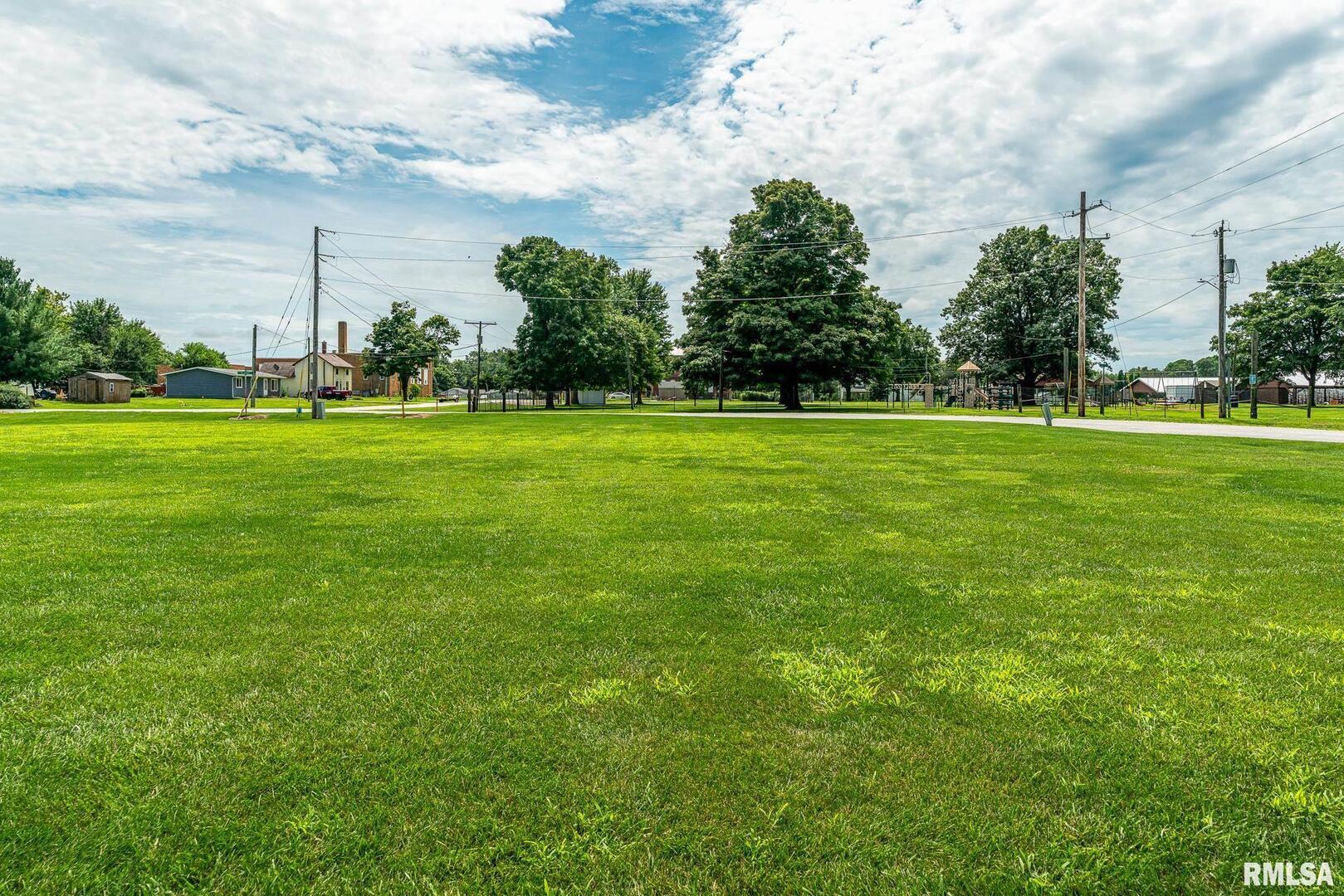 500 North 7th Avenue New Windsor, IL 61465 - Photo 30 of 31