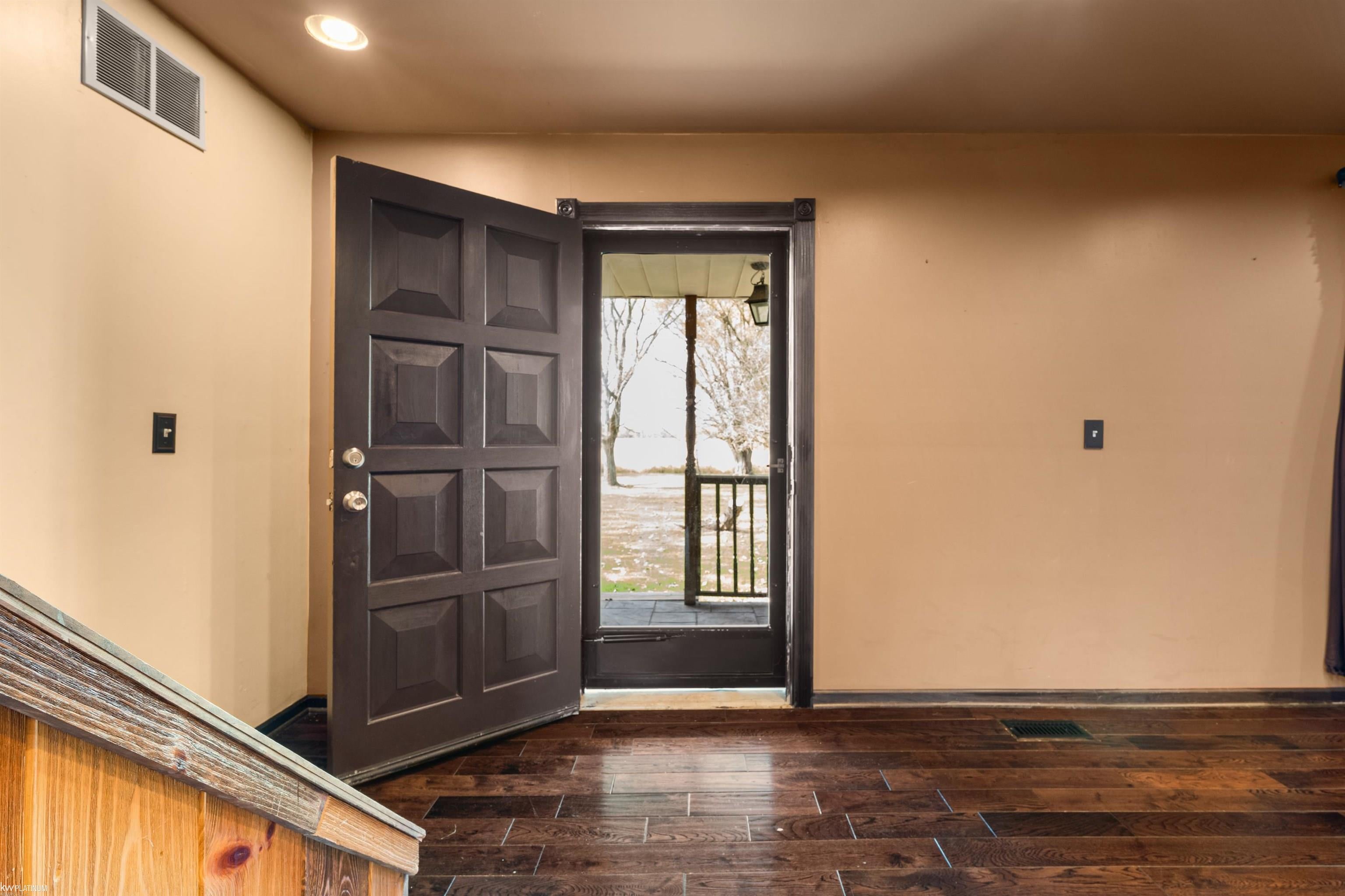 892 Braidwood Road Memphis, MI 48041 - Photo 4 of 44 Gallery Image 4