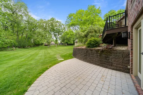 $1,299,999 | W4390 North Lake Shore Drive, Linn, WI 53147
