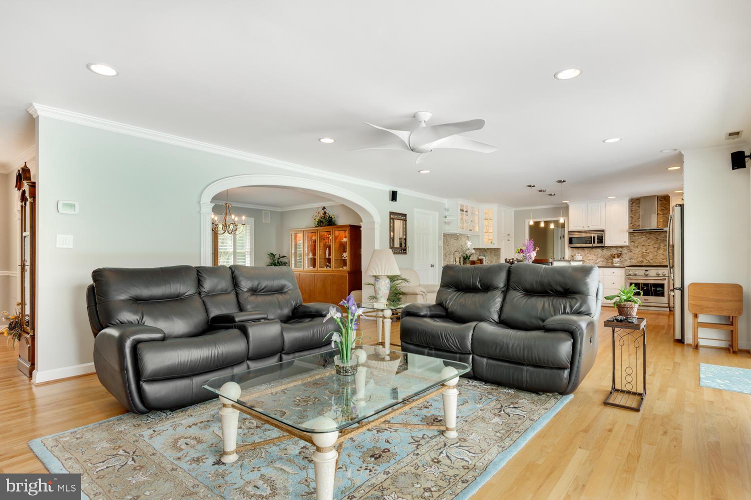 25474 Chance Farm Road St. Michaels, MD 21663 - Photo 19 of 52 Family room with surround sound