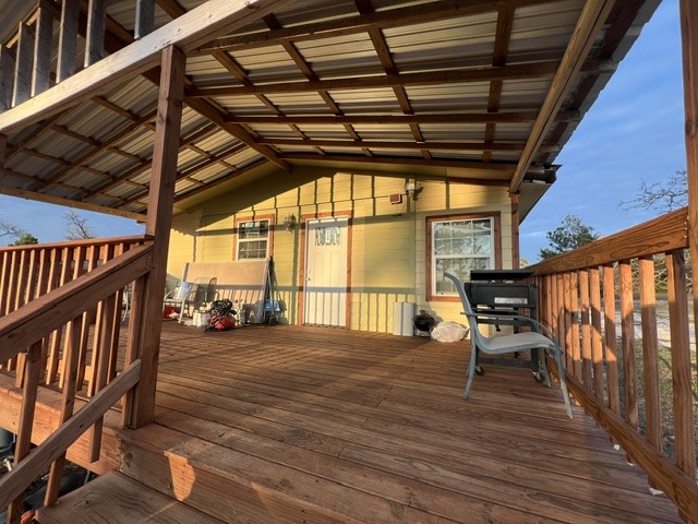 562 Pine Tree Loop, Unit B Bastrop, TX 78602 - Photo 6 of 18 a view of porch with seating space