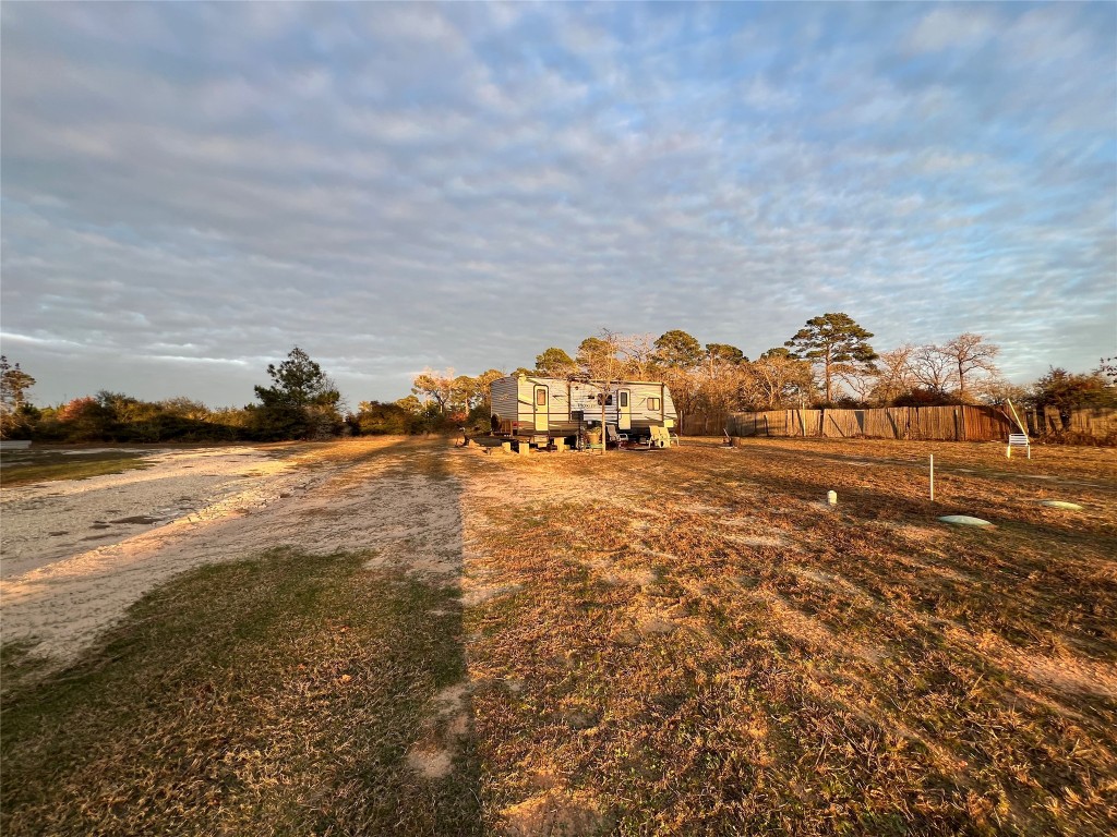562 Pine Tree Loop, Unit B Bastrop, TX 78602 - Photo 8 of 18