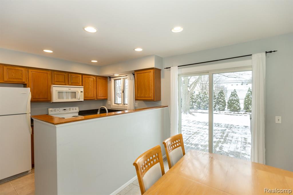 1964 Sheldon Road Canton, MI 48187 - Photo 11 of 44