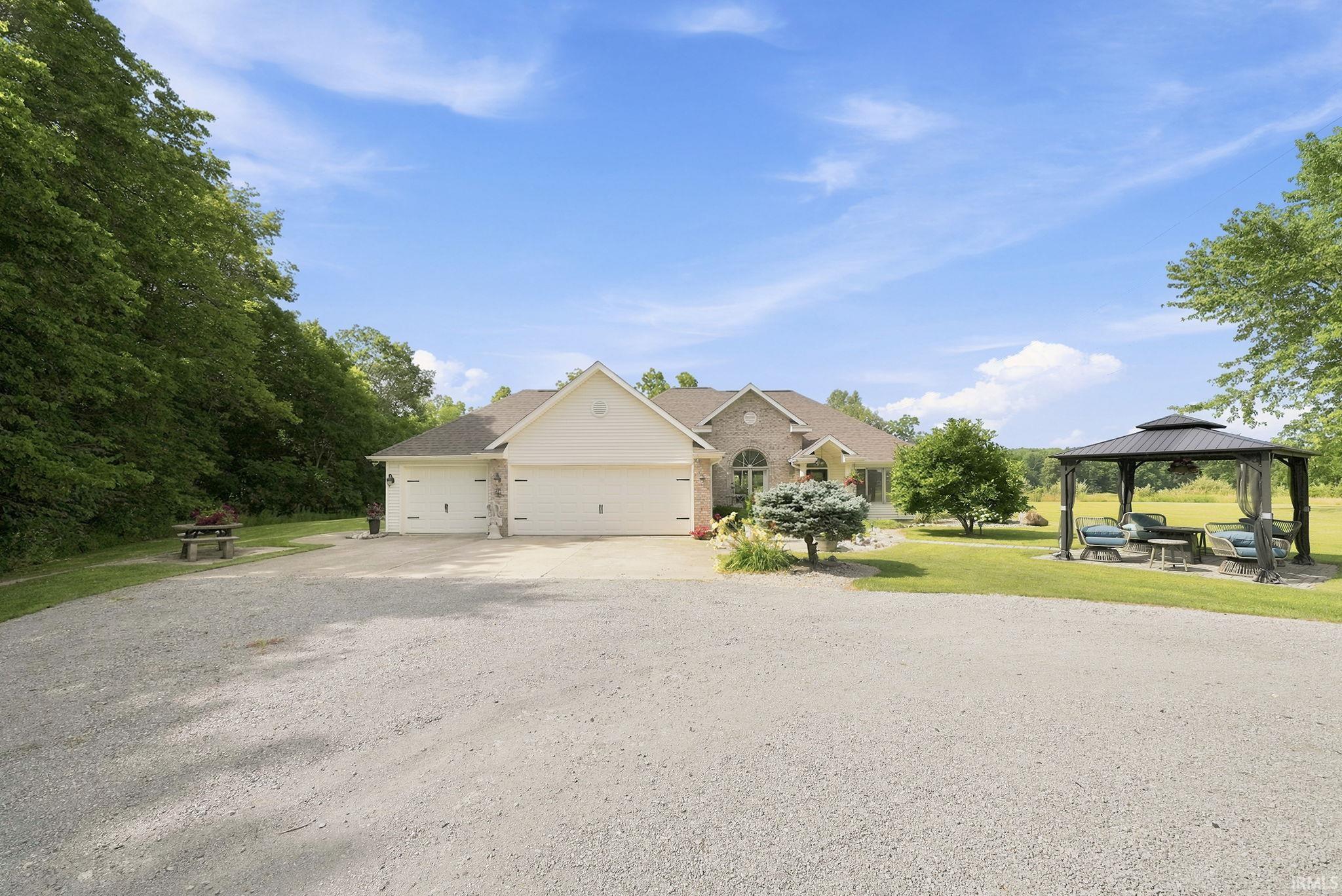 3139 County Road 72 Auburn, IN 46706 - Photo 2 of 34