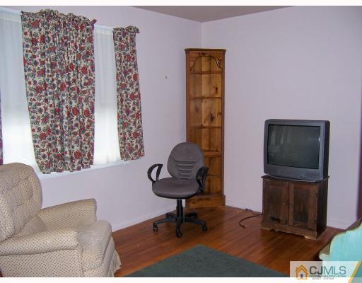 15 Highview Road East Brunswick, NJ 08816 - Photo 5 of 8 Gallery Image 5