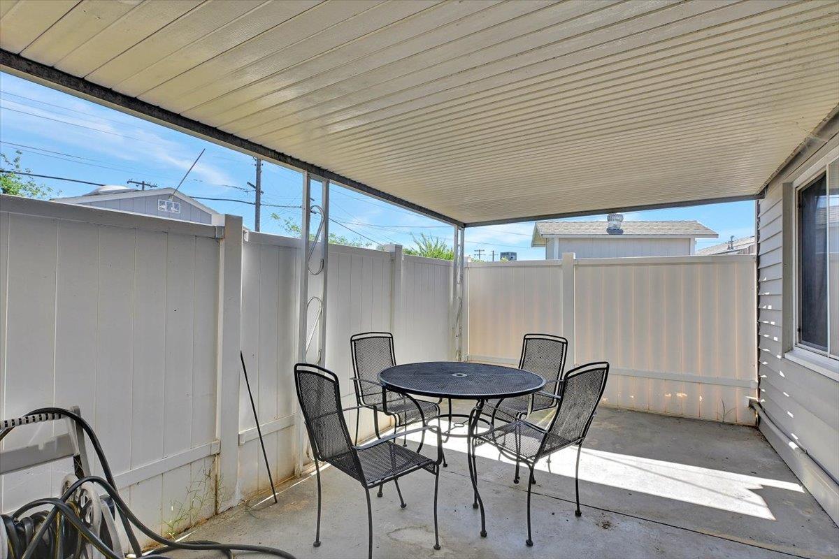 2717 Ribier Way Rancho Cordova, CA 95670 - Photo 33 of 41