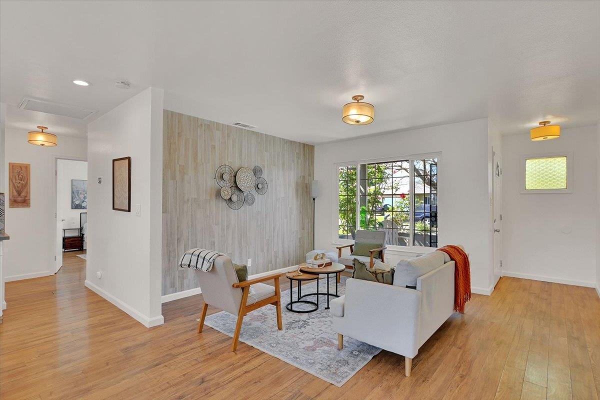 2717 Ribier Way Rancho Cordova, CA 95670 - Photo 6 of 41