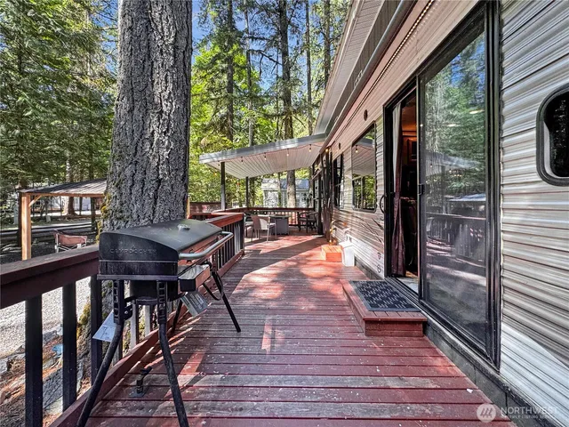 a outdoor view from a balcony