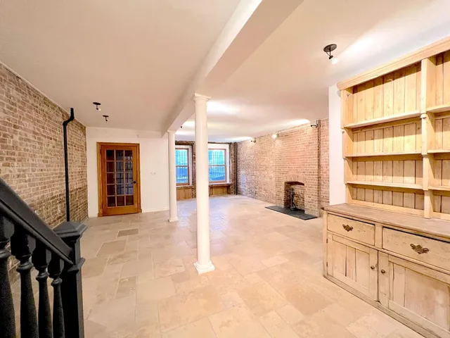 $7,495,000 | 28 West 89th Street | Upper West Side