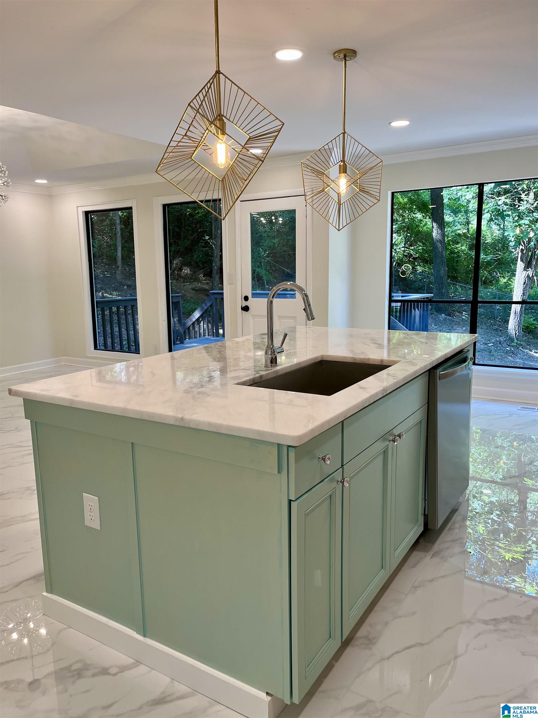 101 White Cap Circle Alabaster, AL 35007 - Photo 8 of 23