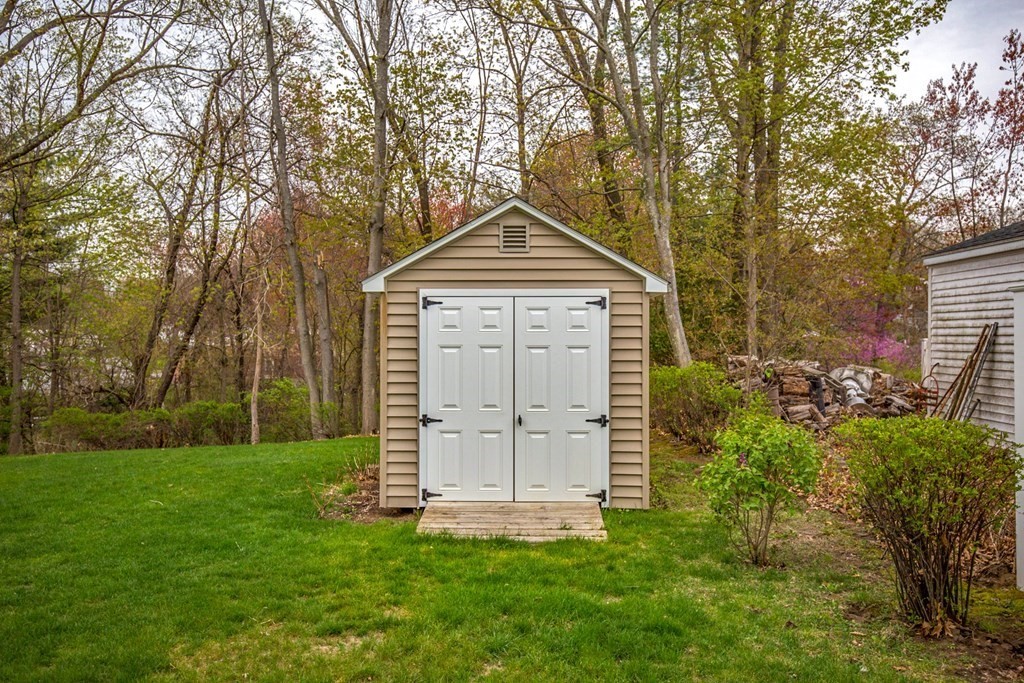 67 Plumtree Circle Springfield, MA 01118 - Photo 34 of 37