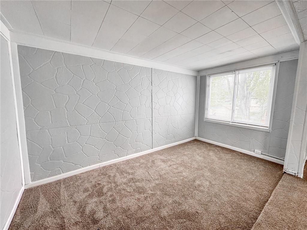 2310 South Hall Road Independence, MO 64052 - Photo 4 of 13