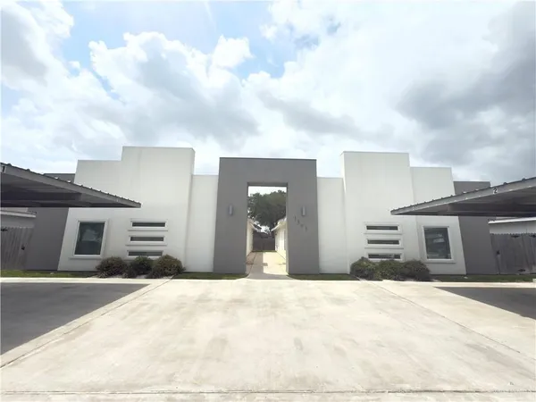 $1,400 | 1303 West Heritage Drive, Unit 4, Pharr, TX 78577