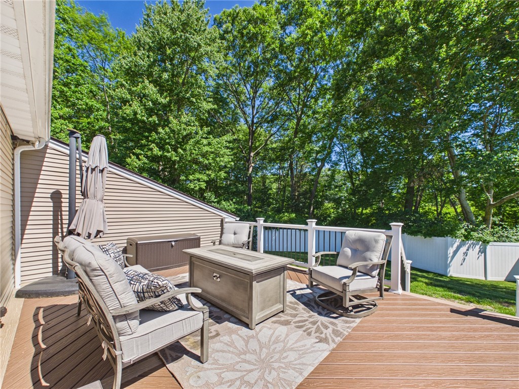 205 Baldwin Road Warwick, RI 02886 - Photo 16 of 37