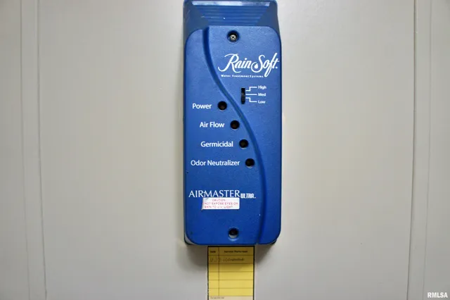 $129,900 | 6752 South US 45 Road, Brookport, IL 62910