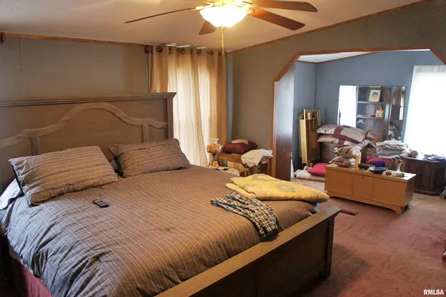 $129,900 | 6752 South US 45 Road, Brookport, IL 62910