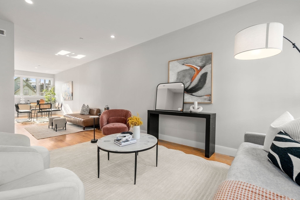 123-125 Centre Street, Unit TH4 Boston, MA 02124 - Photo 4 of 42