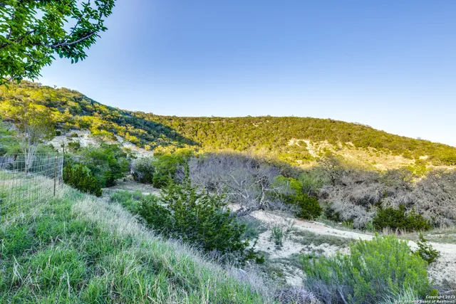 $349,000 | 824 Juniper Road, Tarpley, TX 78883