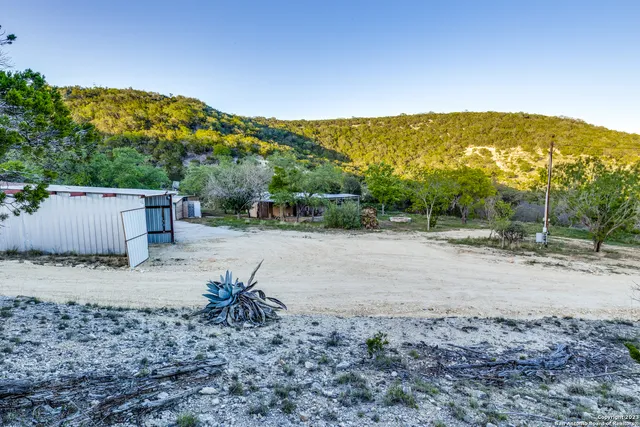 $349,000 | 824 Juniper Road, Tarpley, TX 78883