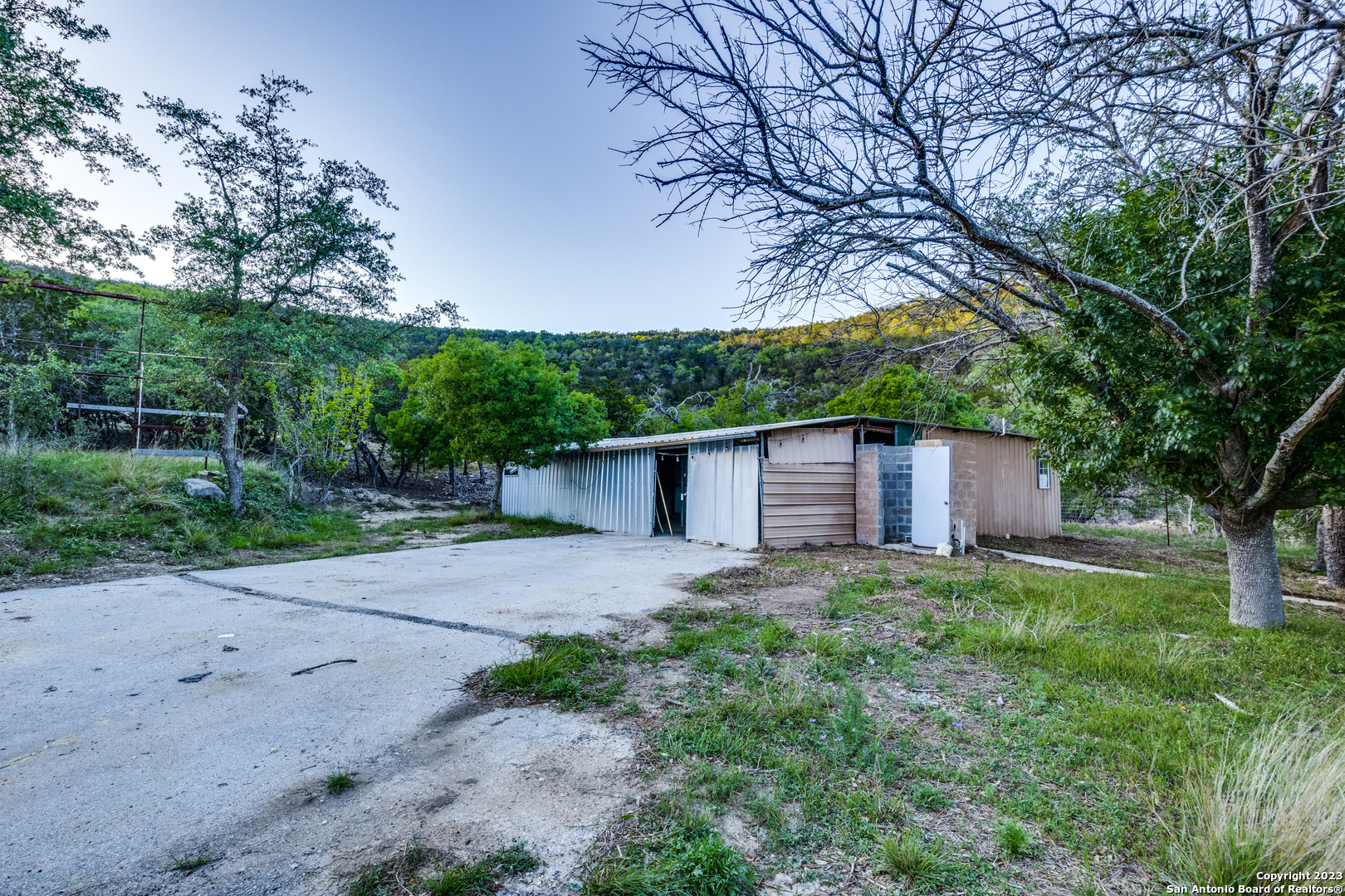 824 Juniper Road Tarpley, TX 78883 - Photo 22 of 37