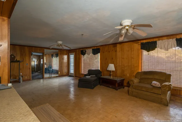 $349,000 | 824 Juniper Road, Tarpley, TX 78883