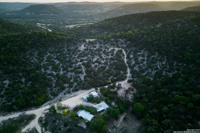 $349,000 | 824 Juniper Road, Tarpley, TX 78883