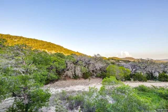 $349,000 | 824 Juniper Road, Tarpley, TX 78883