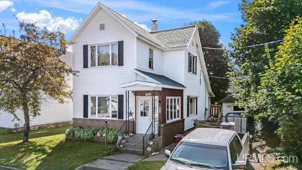 $159,900 | 612 Maurice Street, Ishpeming, MI 49849