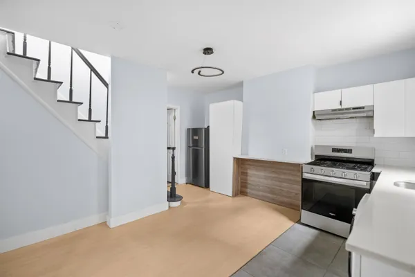 $2,995 | 386 Palisade Avenue, Unit 6, Jersey City, NJ 07307