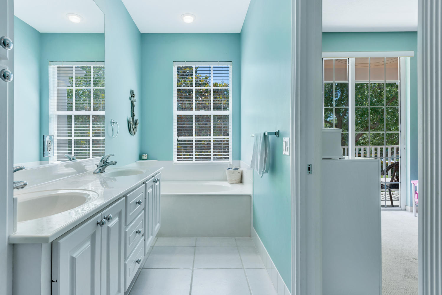 132 Milbridge Drive Jupiter, FL 33458 - Photo 12 of 43 MASTER BATH