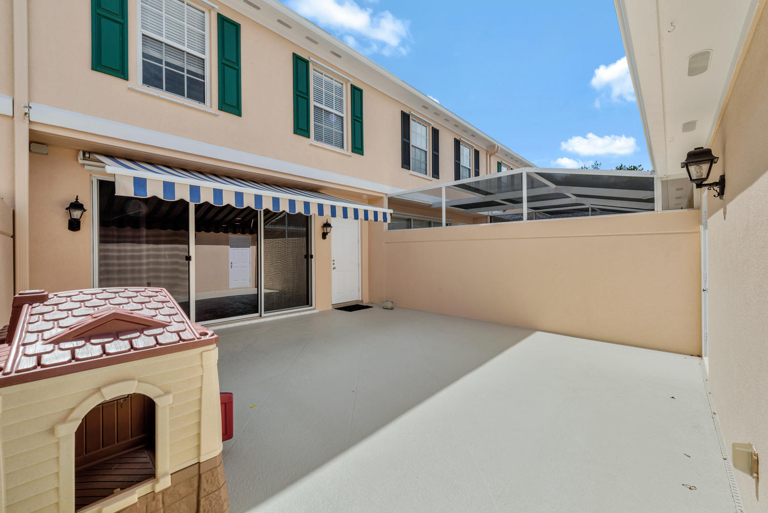 132 Milbridge Drive Jupiter, FL 33458 - Photo 18 of 43 PATIO