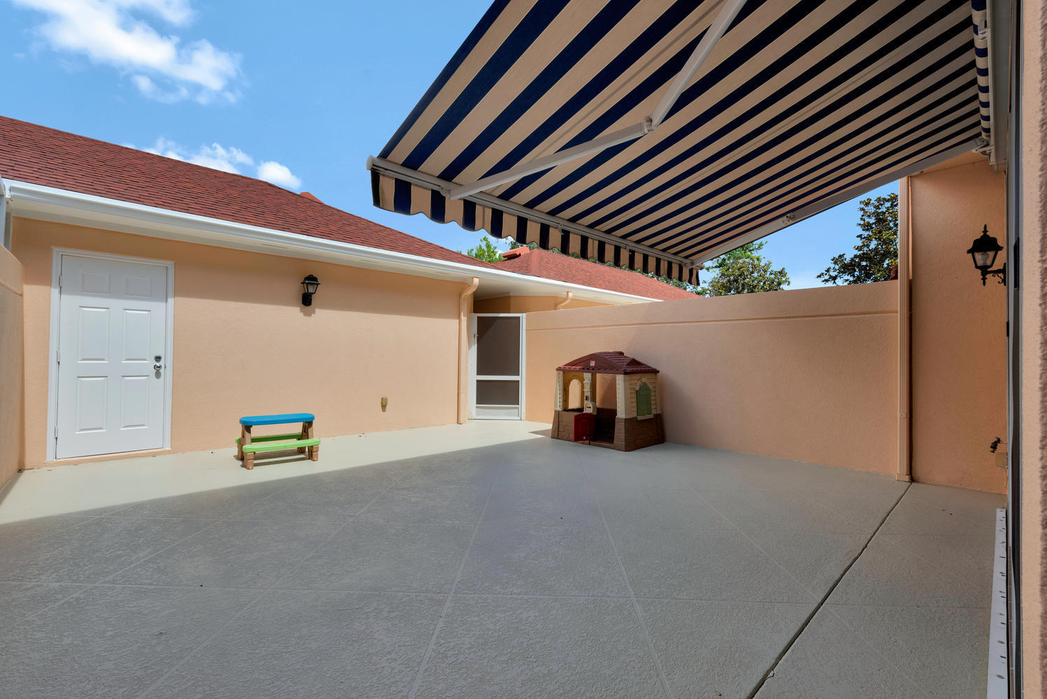 132 Milbridge Drive Jupiter, FL 33458 - Photo 19 of 43 PATIO