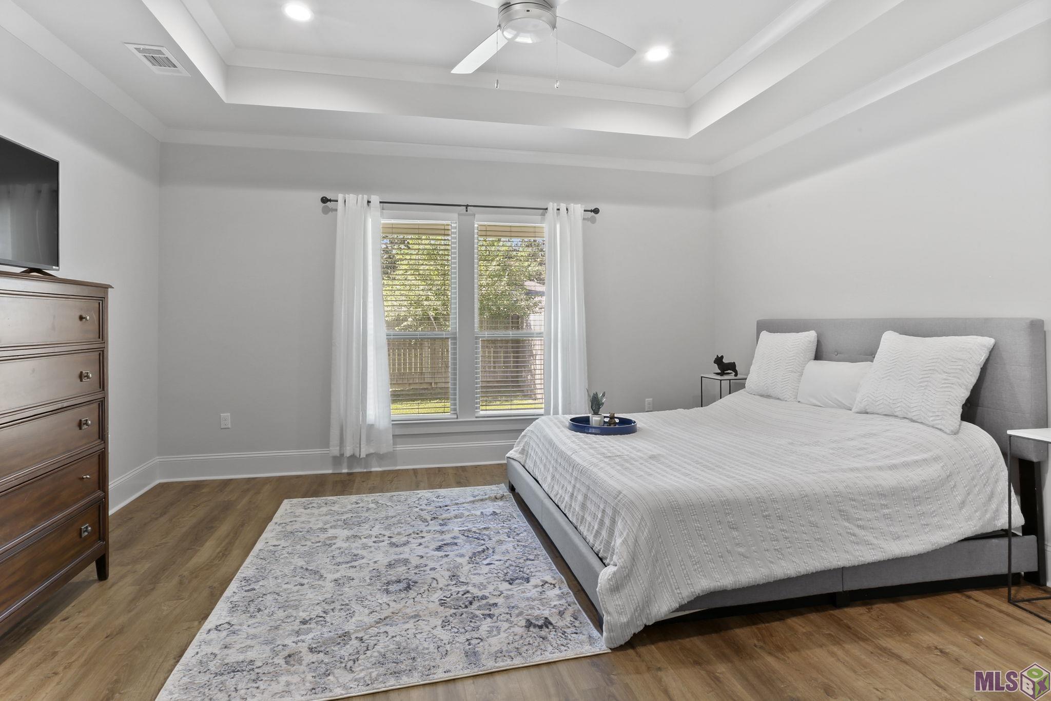6613 Silver Oak Drive Baton Rouge, LA 70817 - Photo 13 of 18 Primary bedroom with view of backyard