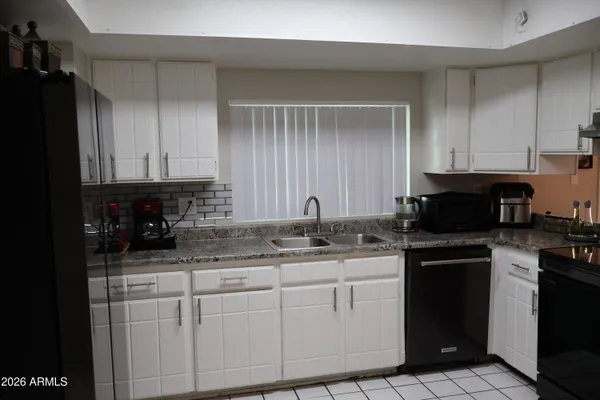 $375,000 | 12619 North 36th Lane, Phoenix, AZ 85029
