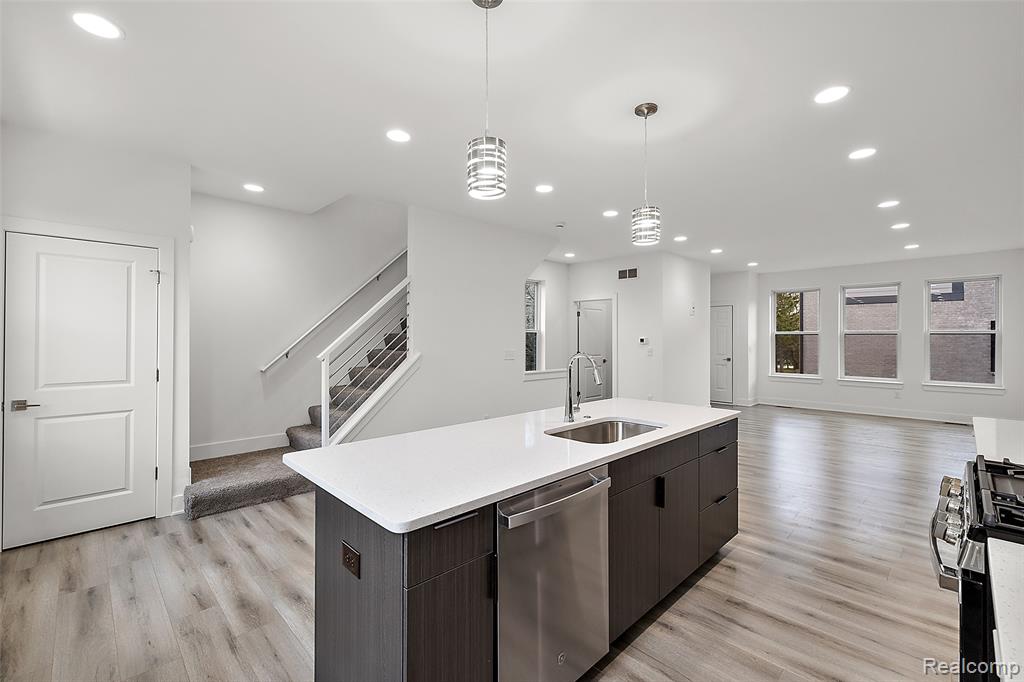 2829 Summers Place Troy, MI 48084 - Photo 22 of 37