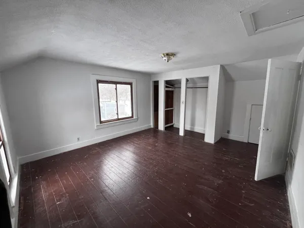 $195,000 | 8466 Clinton Macon Road, Clinton, MI 49236